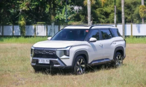 100 km trải nghiệm Mitsubishi Destinator: Tân binh 7 chỗ gầm cao cỡ C trang bị động cơ 1.5 tăng áp thế hệ mới