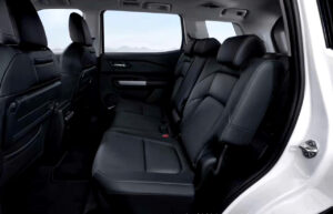 100 km trải nghiệm Mitsubishi Destinator: Tân binh 7 chỗ gầm cao cỡ C trang bị động cơ 1.5 tăng áp thế hệ mới